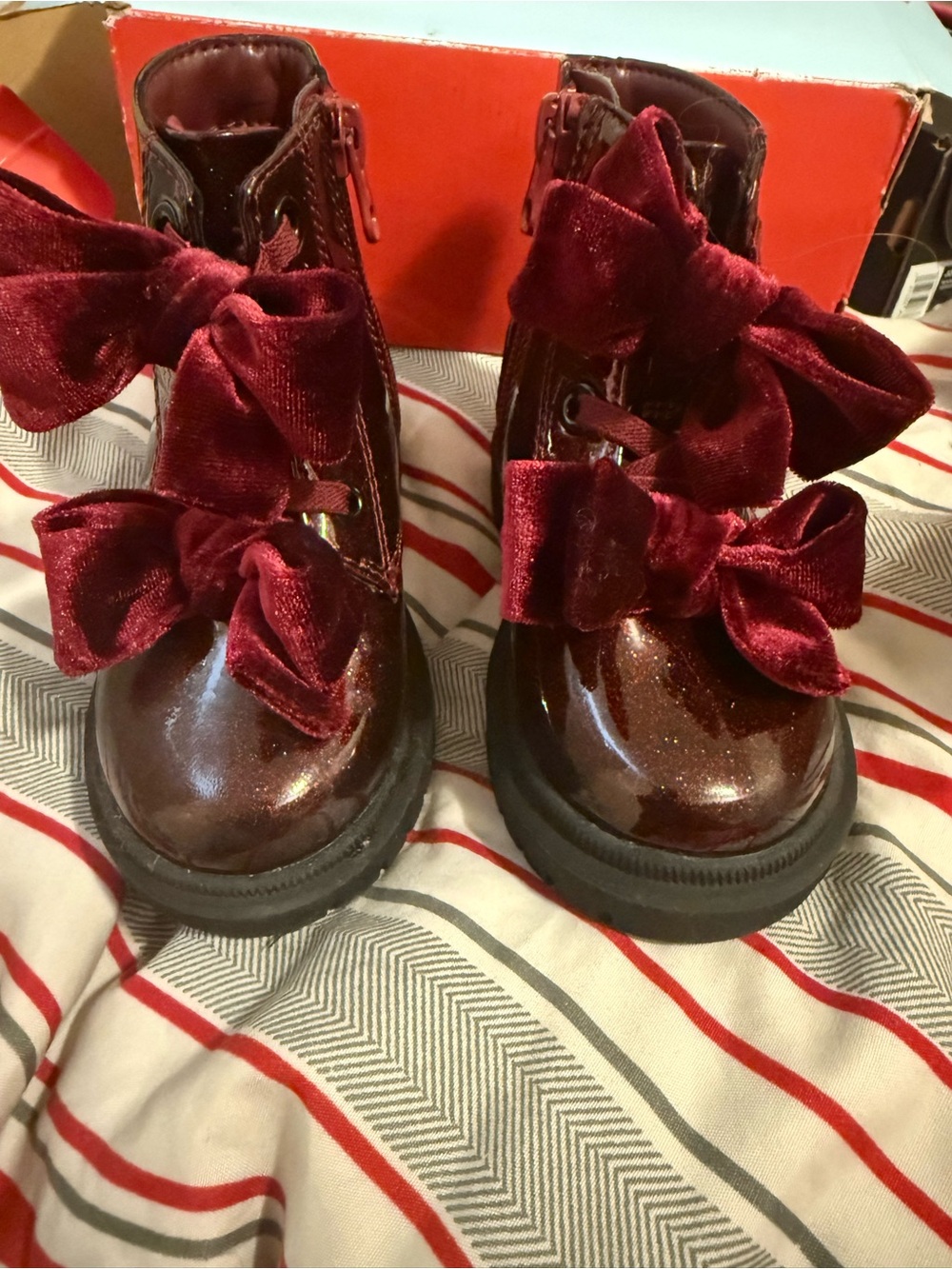 Cat & Jack Girls Glossy Burgundy Ankle Boots with Velvet Bows